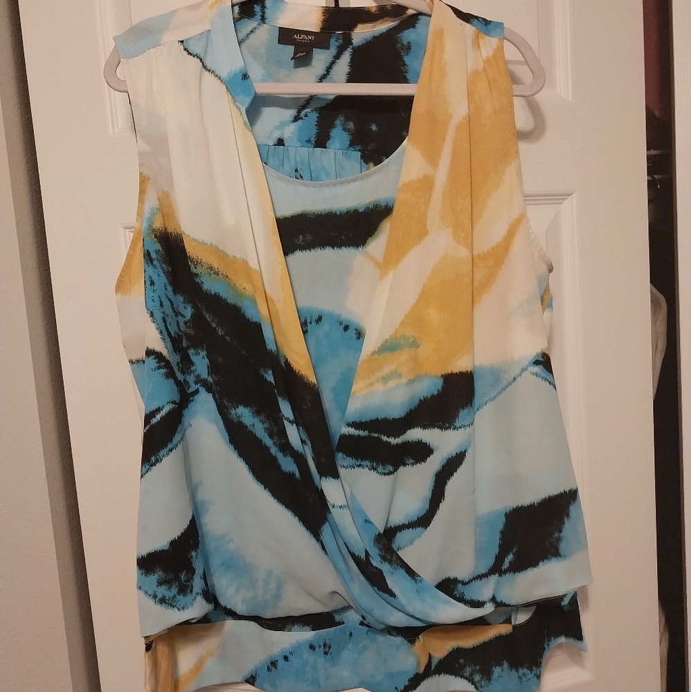 Nwot Alfani sheer Blouse Size 20w